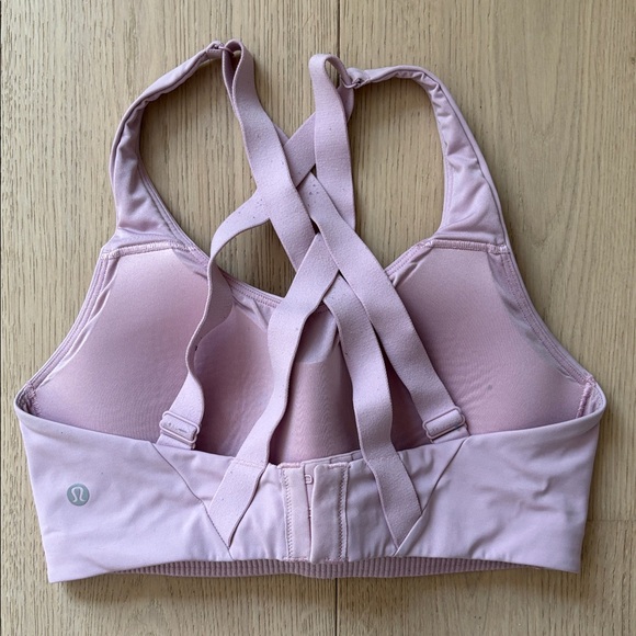 lululemon athletica Pale Pink Crisscross Back Sports Bra, size 34C - Picture 2 of 5